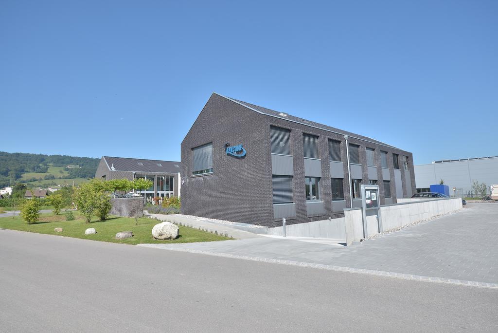 Hotel Q.C.M. Campus à Belp Extérieur photo
