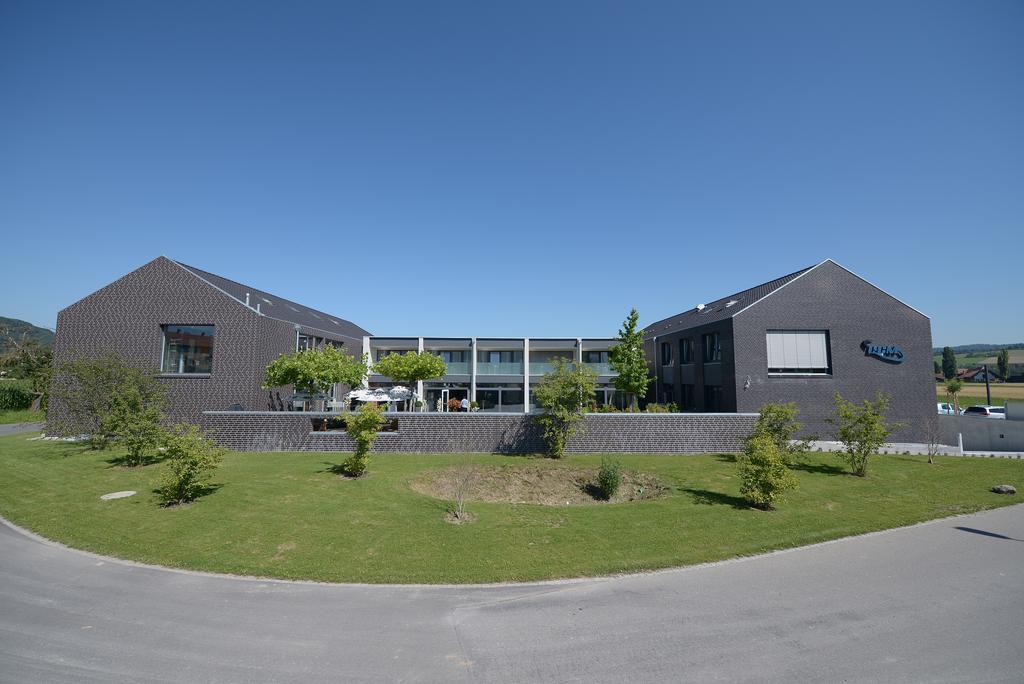 Hotel Q.C.M. Campus à Belp Extérieur photo